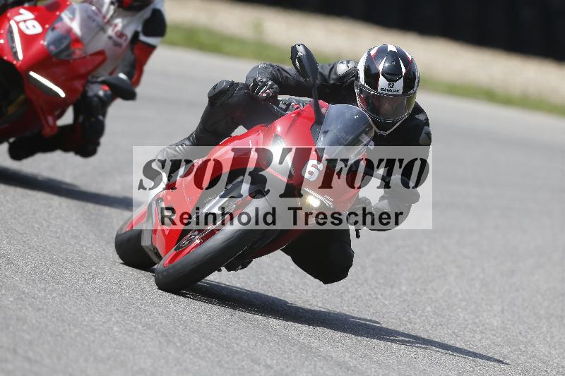 /27 12.06.2025 Ducati Schweiz Trackday Warmup  ADR/blau-bleu/6